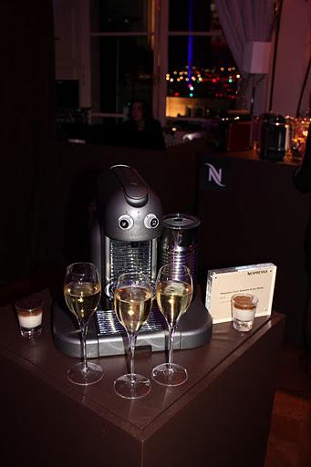 Nespresso Maesrtia au Crillon, what else ? Nespresso Maesrtia au Crillon, what else ?