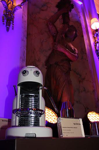 Nespresso Maesrtia au Crillon, what else ? Nespresso Maesrtia au Crillon, what else ?