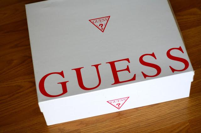 Oh p***** je suis allée chez Guess, moi ! Et le pire c'est que j'ai kiffé