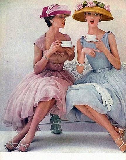 être-une-lady-années-1950-publicité-thé-bourge-classe-chic-snob