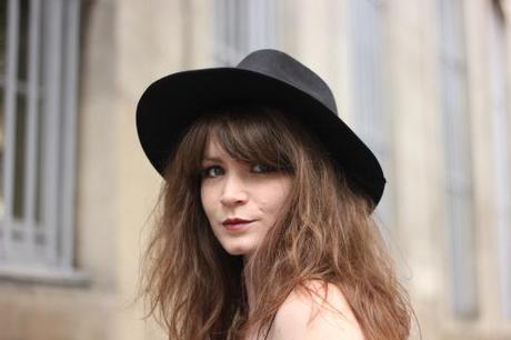 portrait chapeau