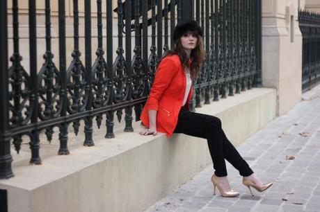 tenue noir orange