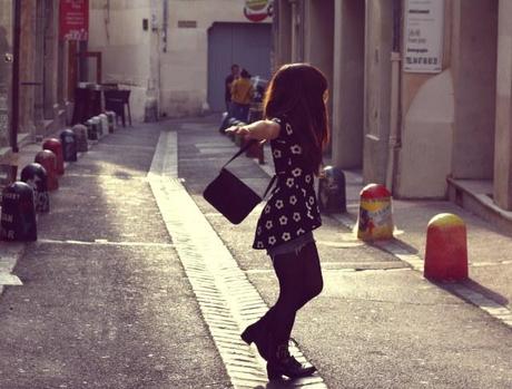 Top - AppleTree via LiliaandJohn Short : Levis Vintage Chaussures - San Marina Sac - AppleTree via LiliaandJohn Bagues et Bracelet - Lou Even via Liliaandjohn Lunettes de soleil - C&A