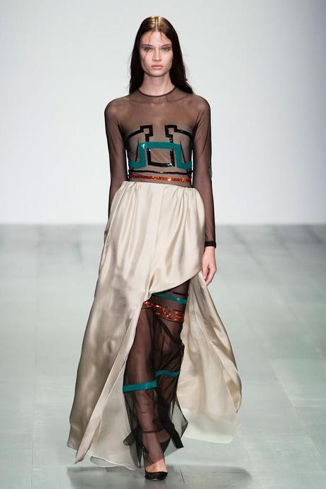 Fashion Week London 2015 PE : Marios Schwab