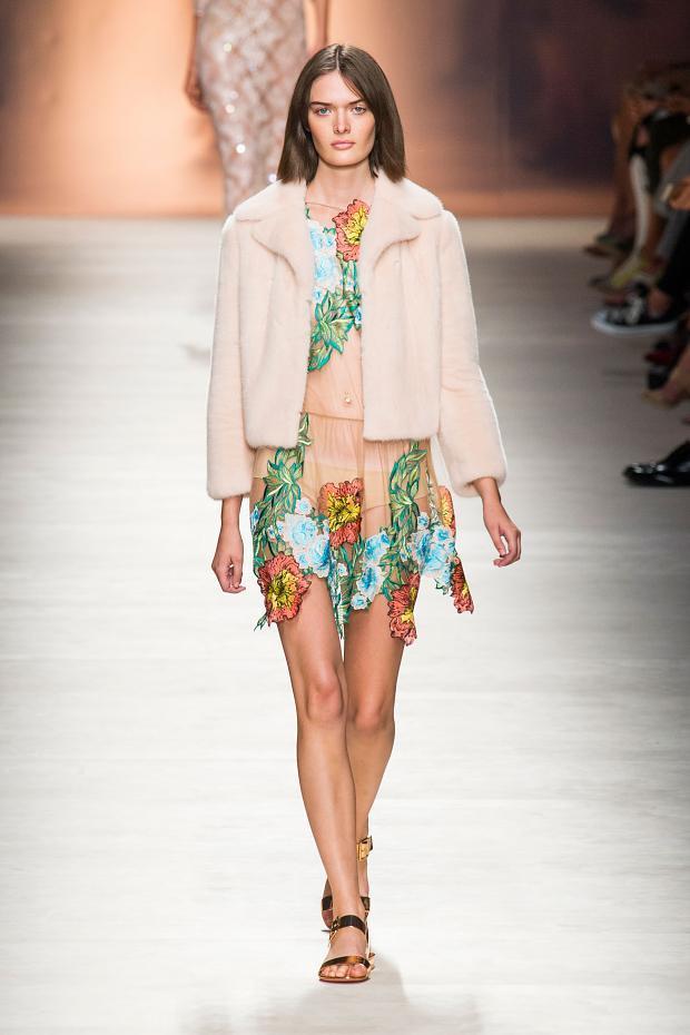 Fashion Week Milan 2015 PE : Blumarine