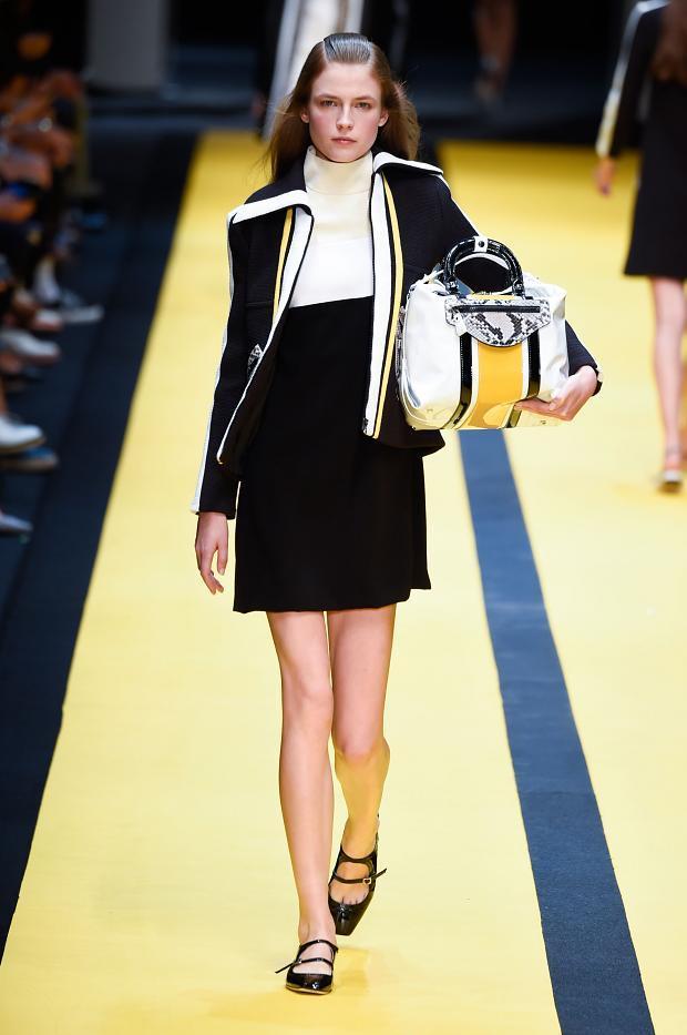 Fashion Week Paris 2015 PE : Carven