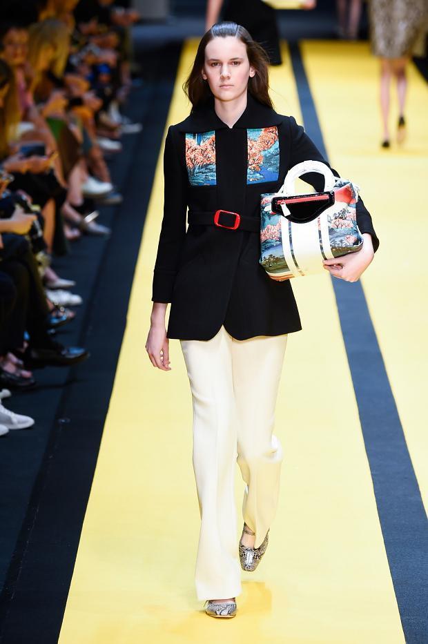 Fashion Week Paris 2015 PE : Carven