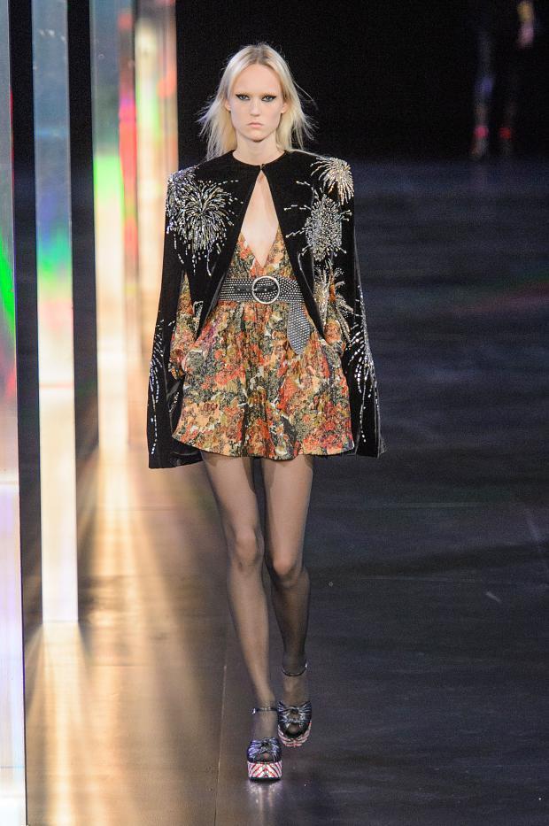 Fashion Week Paris 2015 PE : Saint Laurent