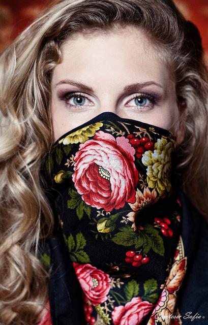 The-Quai-au-Fleurs-foulard-enseigne-Comtesse-Sofia-nouveauté-2014-tendance-quel-cadeau-offrir-à-une-femme-pour-la-Saint-Valentin