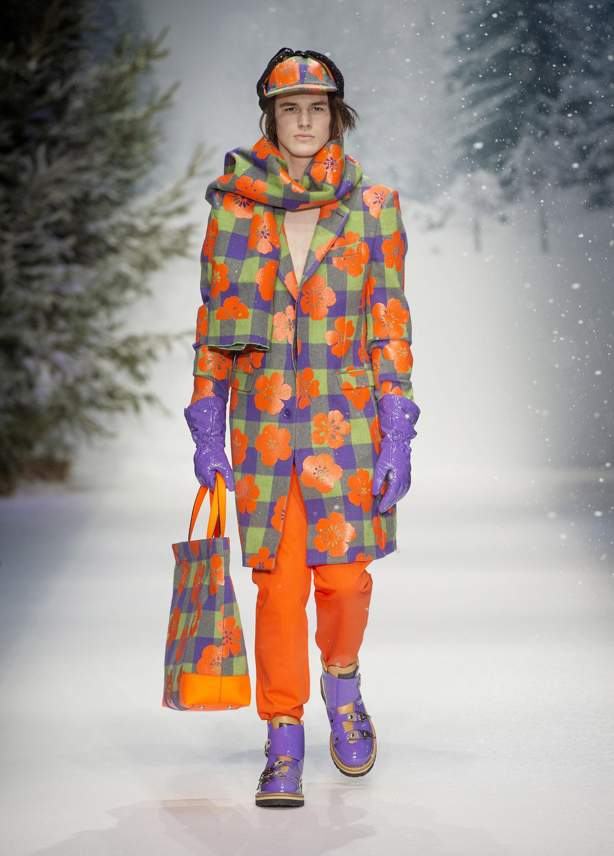 moschino-fashion-show-london-collection-men-january-2015