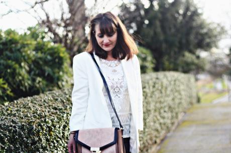 street-style-slim-cuir-chic-veromoda-vesteblanche-look-slim-cuir-veste-blanche-blog-mode-toulouse