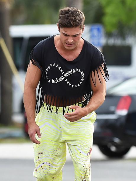 zac-efron-bloody-crop-top-04272015-20-675x900