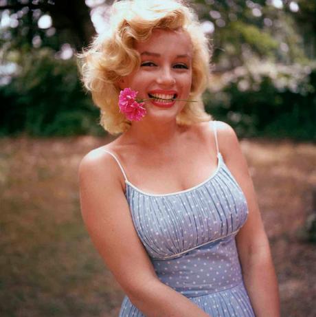 Photo 3 of Marilyn Monroe