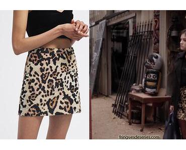PRETTY LITTLE LIARS : Aria Montgomery with a leopard print skirt, s6e06