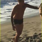 EXCLUSIVE: Justin Bieber seen chilling out at the beach in Malibu