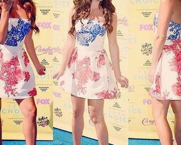 TEEN CHOICE AWARDS : Lea Michele  wins in Monique Lhuillier