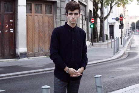 BLOG-MODE-HOMME_Preppy_Bordeaux-Paris-skinny-fashion-chemise-jean-noir-lee-denim-churchs-sweatpant-lame-de-rasoir-dinh-van