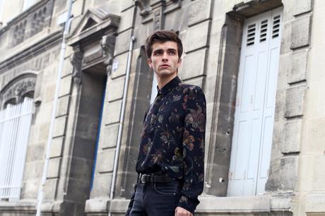 BLOG-MODE-HOMME_Dandy-Romantic-Luisaviaroma-versus-versace-chemise-soie_blouson-cuir-iro-dries-van-noten-chelsea-boots-skinny