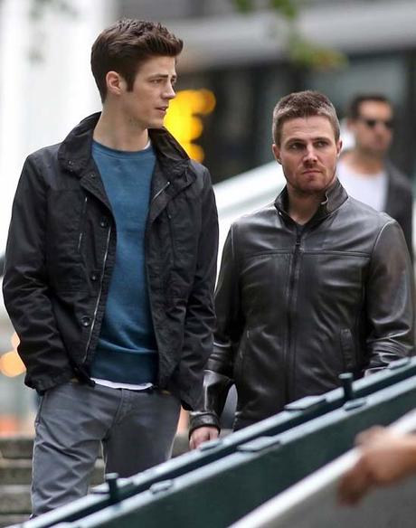  Grant Gustin and Stephen Amell 