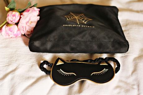 sleep-nap-kitty-charlotte-olympia-vide-dressing-blog-mode