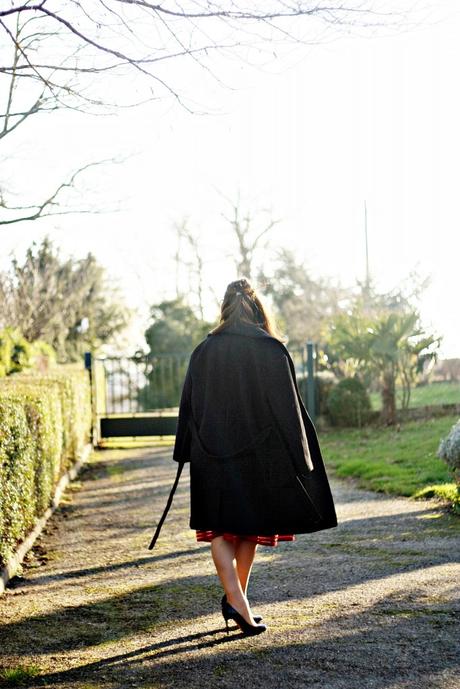 look-robe-midi-robe-de-cérémonie-blog-mode-femme-louboutin-look-robe-de-ba