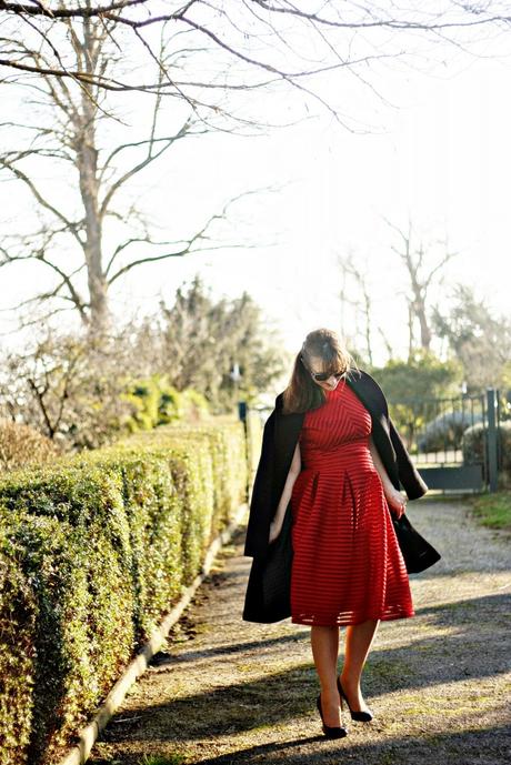 look-robe-midi-robe-de-cérémonie-blog-mode-femme-louboutin-look-robe-de-ba