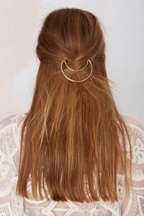 Beauté : réaliser de jolies coiffures avec une pince à cheveux