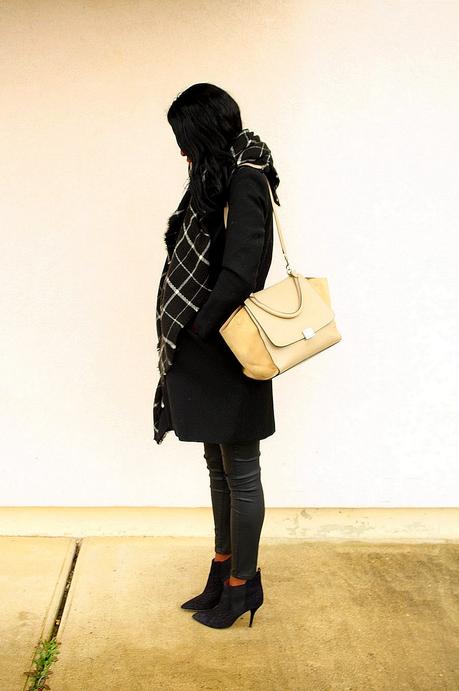 sac celine trapeze manteau long boots isabel marant cleane echarpe carreaux blog mode