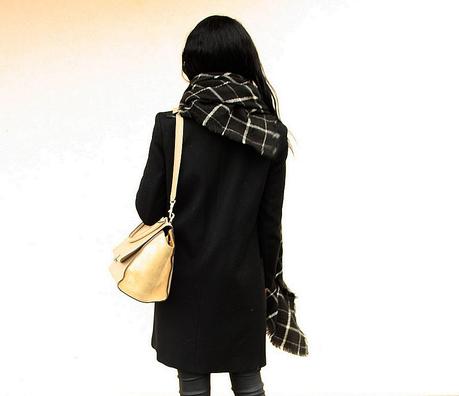 sac celine trapeze manteau look all black blog mode