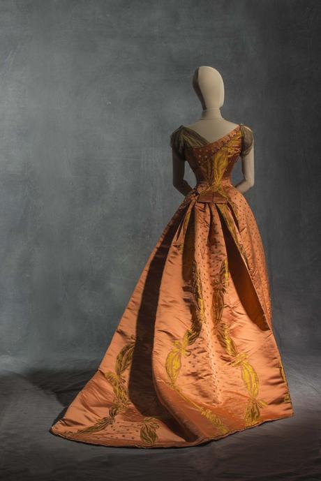 Expo Fashion Forward : Lumière sur Charles Worth, le ‘Père de la Haute-Couture’