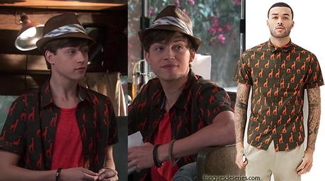 montoya_giraffeshirt