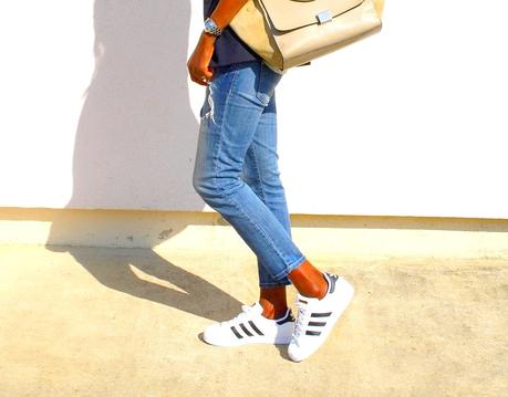 jeans-dechire-zara-baskets-adidas-superstar-sac-celine-trapeze-beige