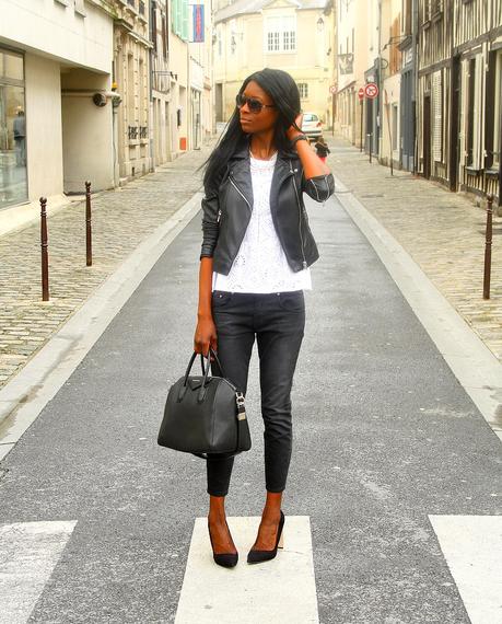 top-dentelle-broderie-anglaise-promod-perfecto-cuir-mango-jeans-boyfriend-zara-escarpins-asos-sac-givenchy-antigona