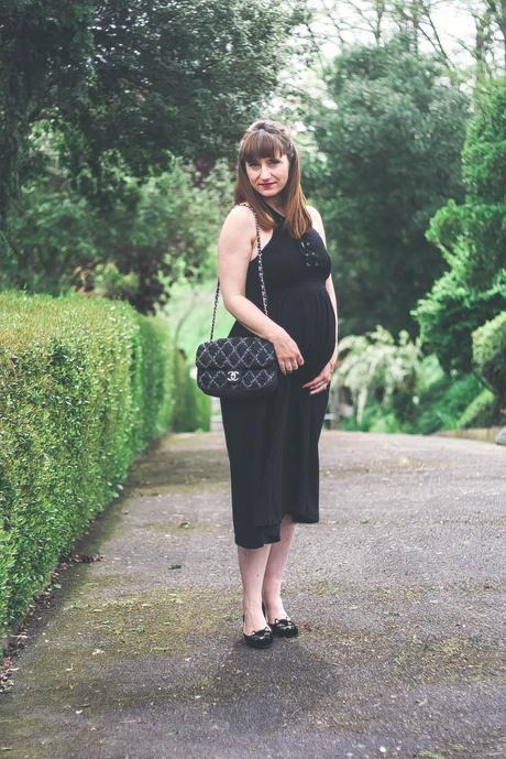 blog-mode-look-kittyflats-charlotte-olympia-sold-lace-dress-robe-midi-sac-chanel-2.55-blogueusemodetoulouse-maternityblog