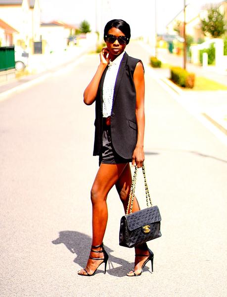 summer-suit-chanel-jumbo-xl-shorts-strappy-sandals-missguided-crop-top-sleeveless-blazer-