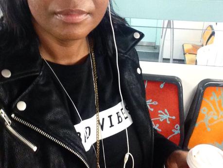 [LOOK] Les tshirts à Messages Good Vibes d’H&M