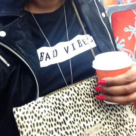 [LOOK] Les tshirts à Messages Good Vibes d’H&M