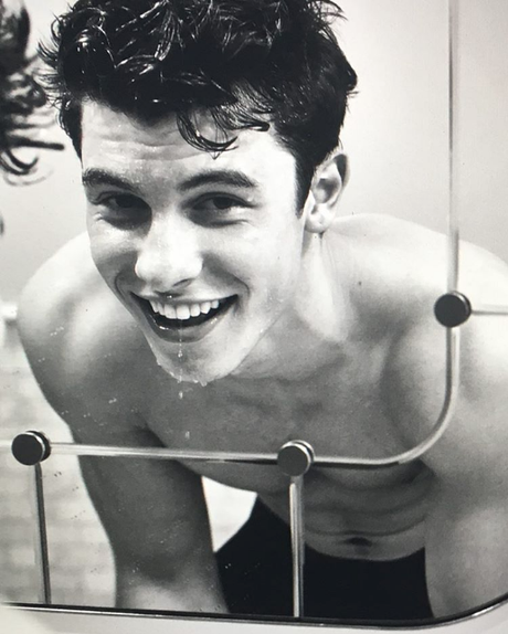 shawn-mendes-luomo-vogue-shirtless-pictures-spread-5