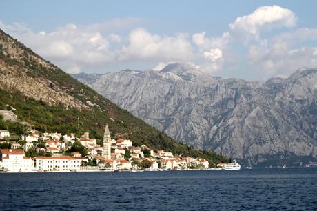 BLOG-MODE-HOMME-VOYAGE-STYLE_perast-conte-restaurant-lady-of-the-rocks-montenegro-tourism-insolite