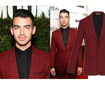 STYLE : Joe Jonas in red Dior suit