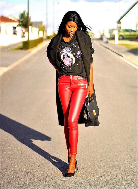 ootd-rock-givenchy-t-shirt-sac-drew-chloe-pantalon-cuir-rouge