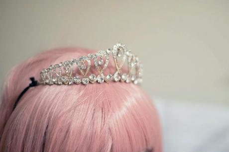 crown-in-hair