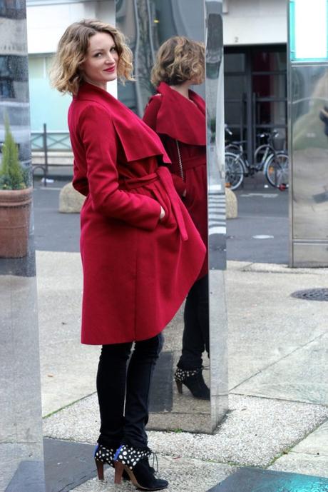 manteau-rouge-grossesse