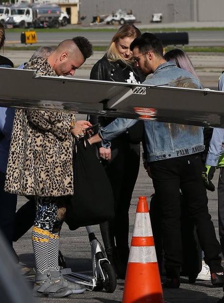 STYLE : Joe Jonas with a Palm Angels denim jacket
