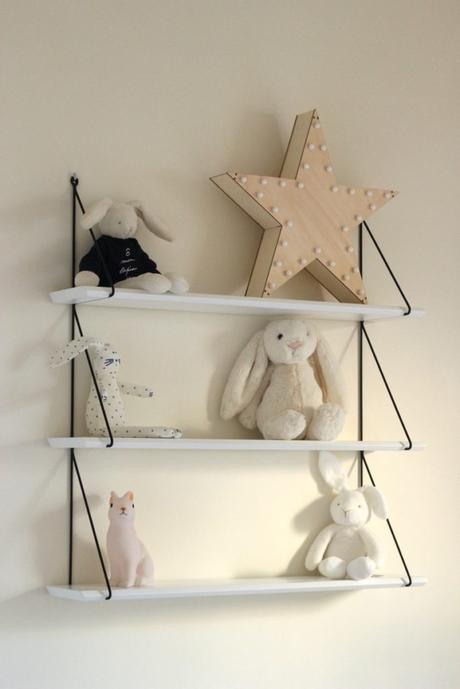 etagere-rose-in-april-chambre-bebe