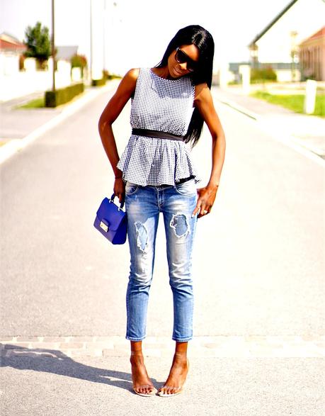 fashion-blogger-rocking-perpex-heels-trend