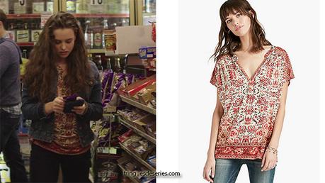 13 REASONS WHY : Hannah Baker with a Lucky Brand border print top in s1ep3