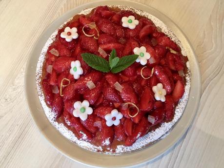 (Cookbook) Tarte aux fraises au pain de Gènes façon Michalak