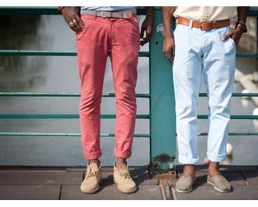 Guide : porter un pantalon retroussé sans chaussettes