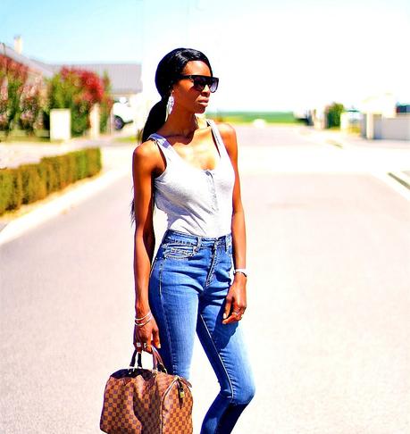 sexy-blogger-style-highwaist-jeans-speedy-louis-vuitton-bag